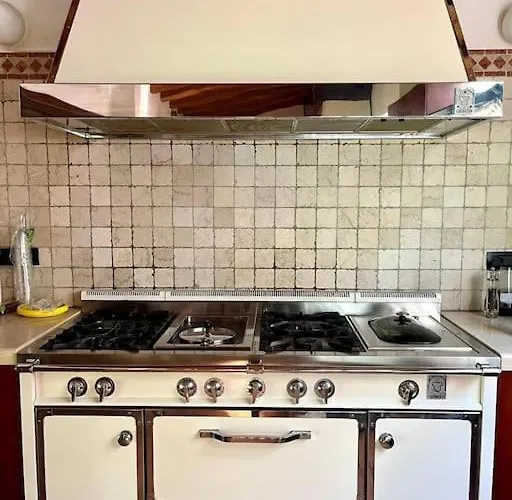 Sull'aurelia Antica * Rome